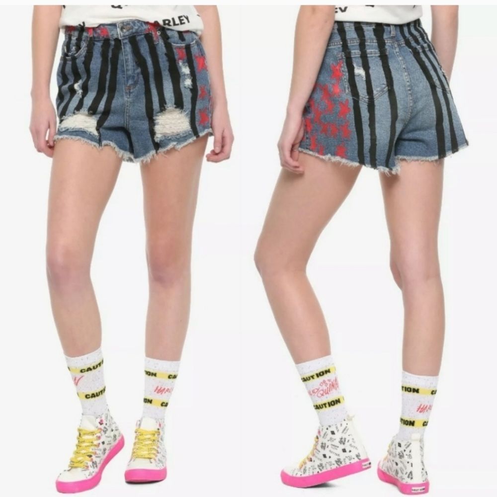 Birds of Prey Harley Quinn Destructed Jean Denim Shorts Size‎ 5 Stars & Stripes
